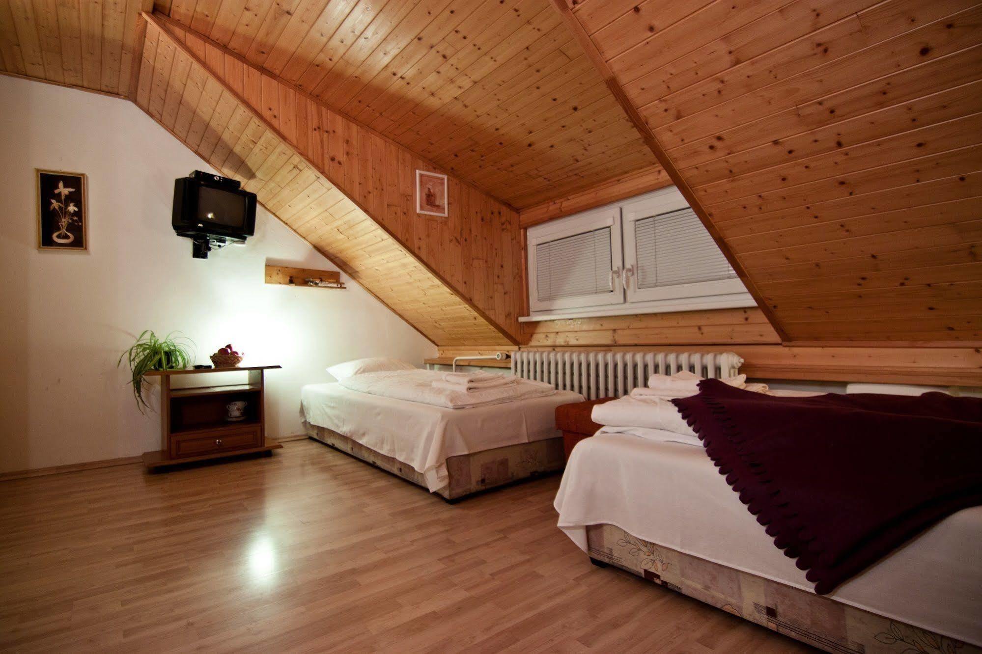 Pension Nika Prague Extérieur photo