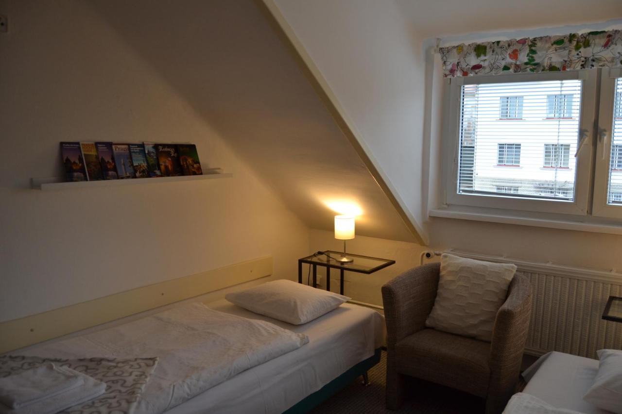 Pension Nika Prague Extérieur photo