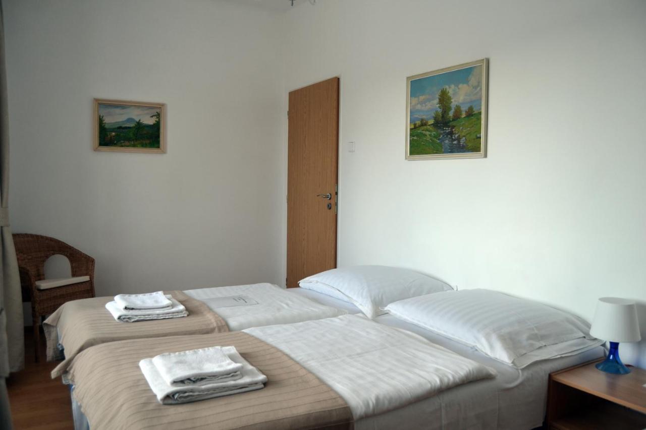 Pension Nika Prague Extérieur photo