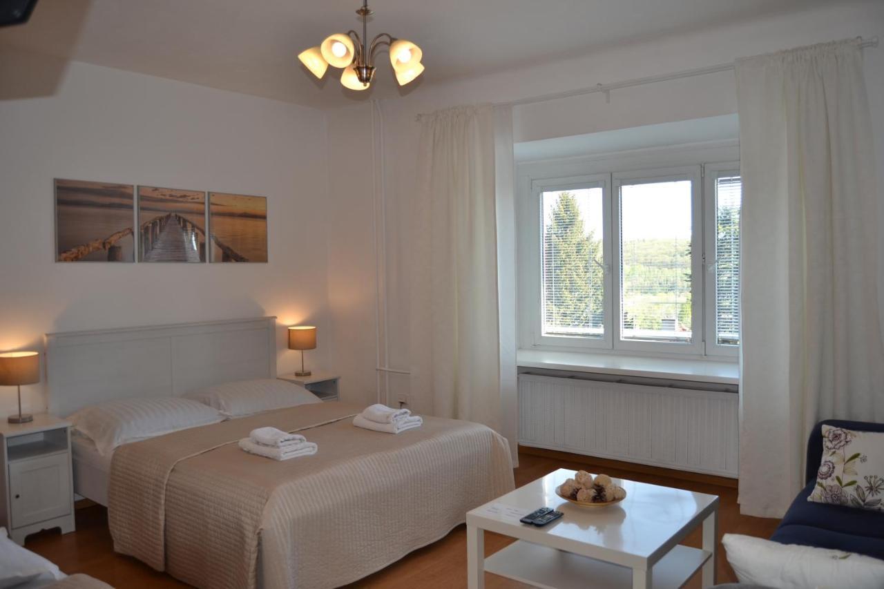 Pension Nika Prague Extérieur photo